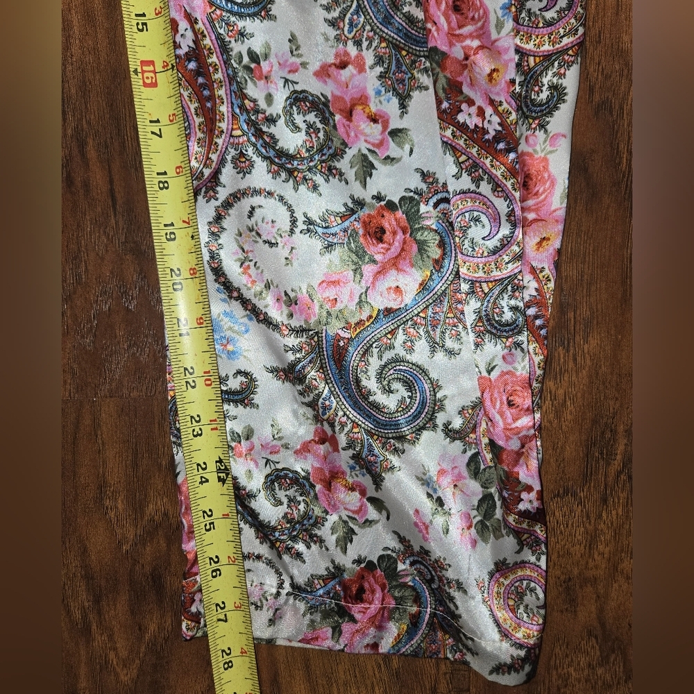 Victoria's Secret Vintage Floral Paisley Print Pajama Pants - Picture 5 of 6